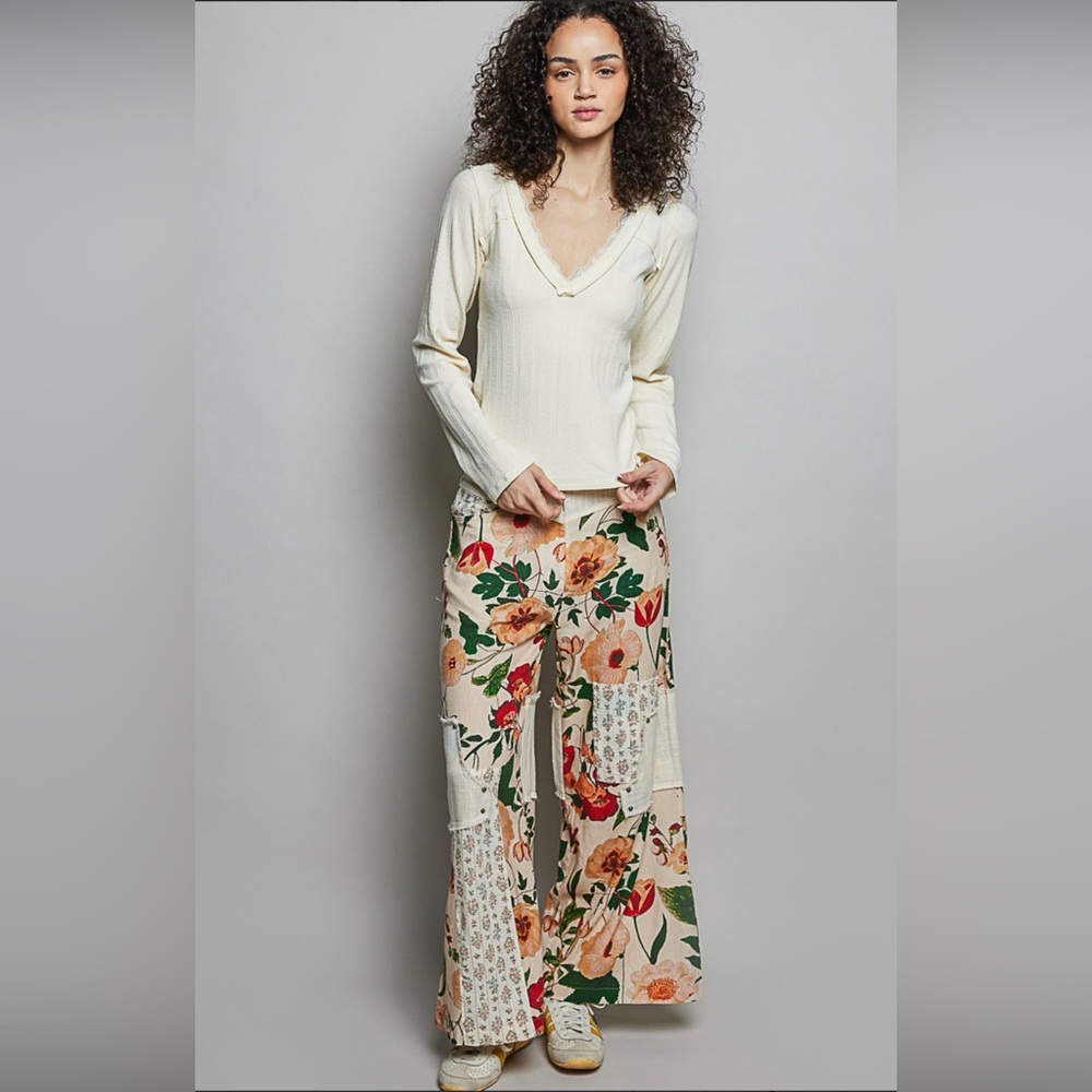 NWT POL Floral Patchwork Wide Leg Boho Pants - S M L - New with Tags - Picture 5 of 6